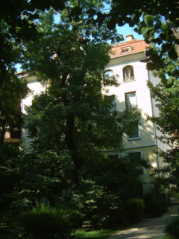 Park Vendeghaz Hotel Kecskemet Luaran gambar